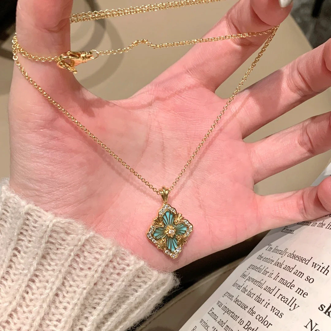Water lake blue beautiful four-leaf clover bracelet necklace female retro palace style high-end