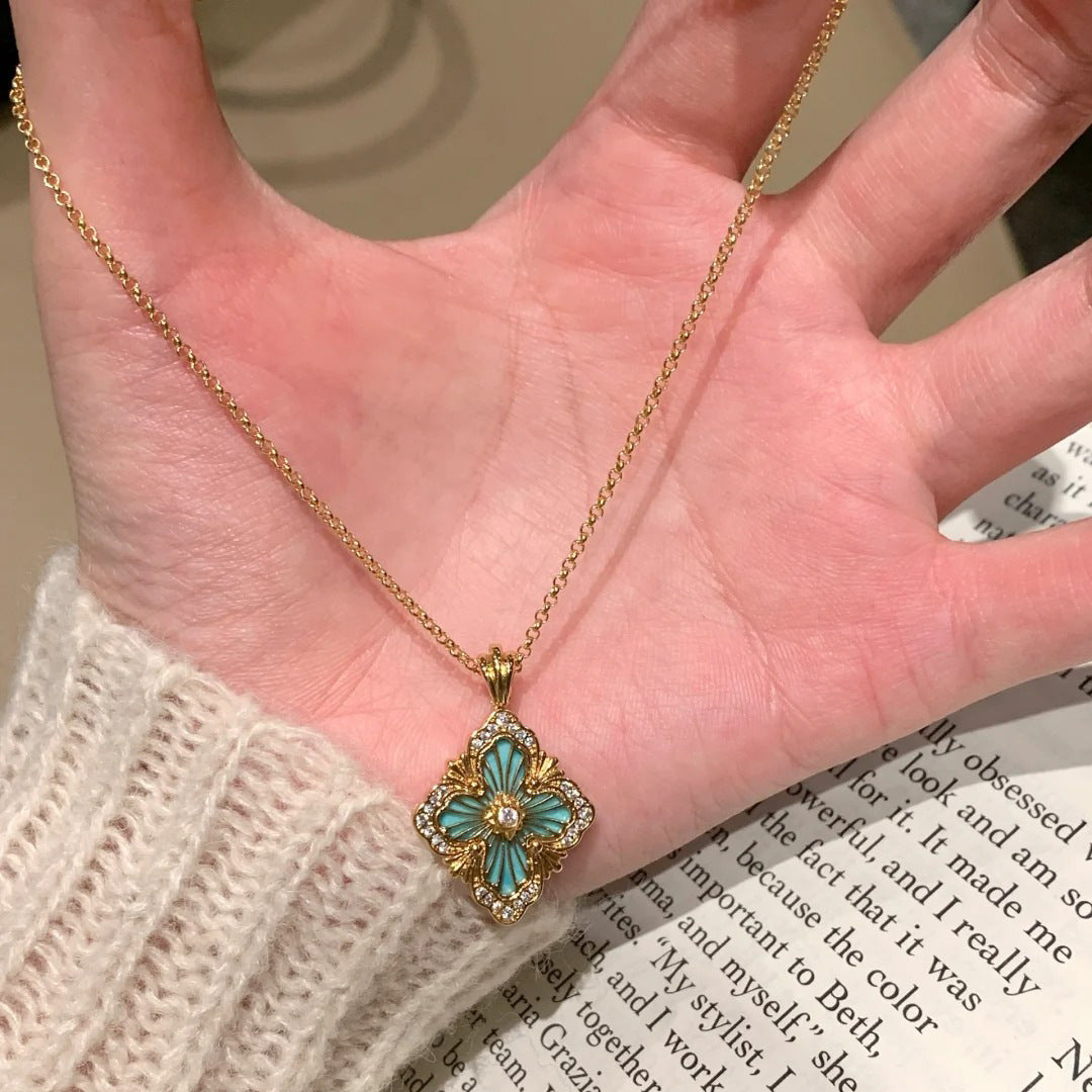 Water lake blue beautiful four-leaf clover bracelet necklace female retro palace style high-end