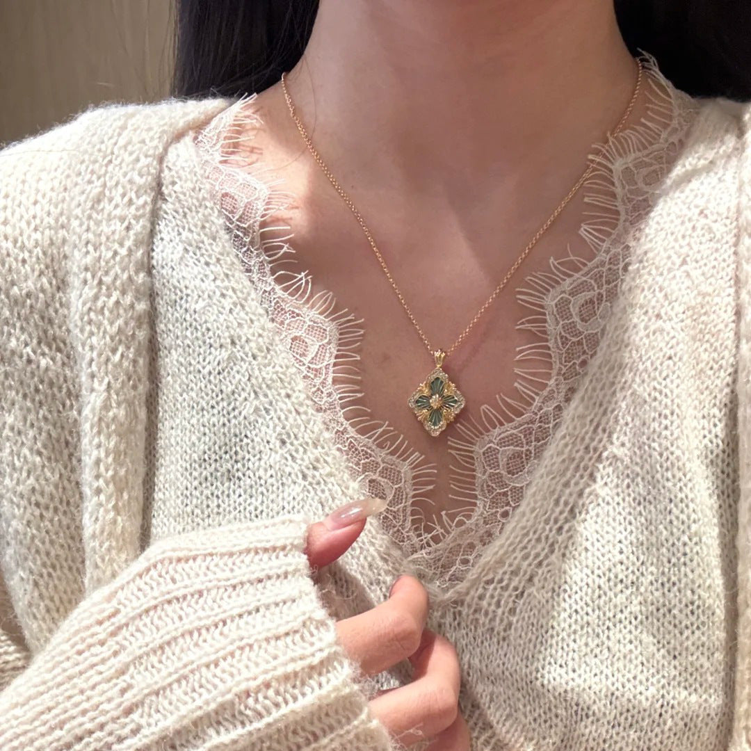 Water lake blue beautiful four-leaf clover bracelet necklace female retro palace style high-end