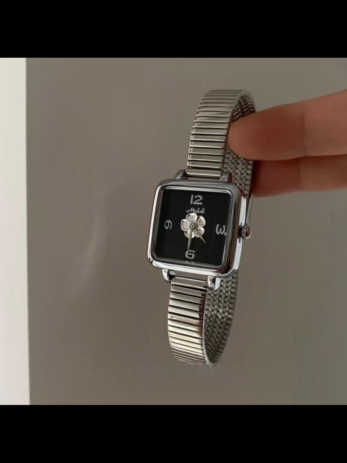 Vintage Camellia Square Women's Watch Light Luxury Second-hand Quartz Watch